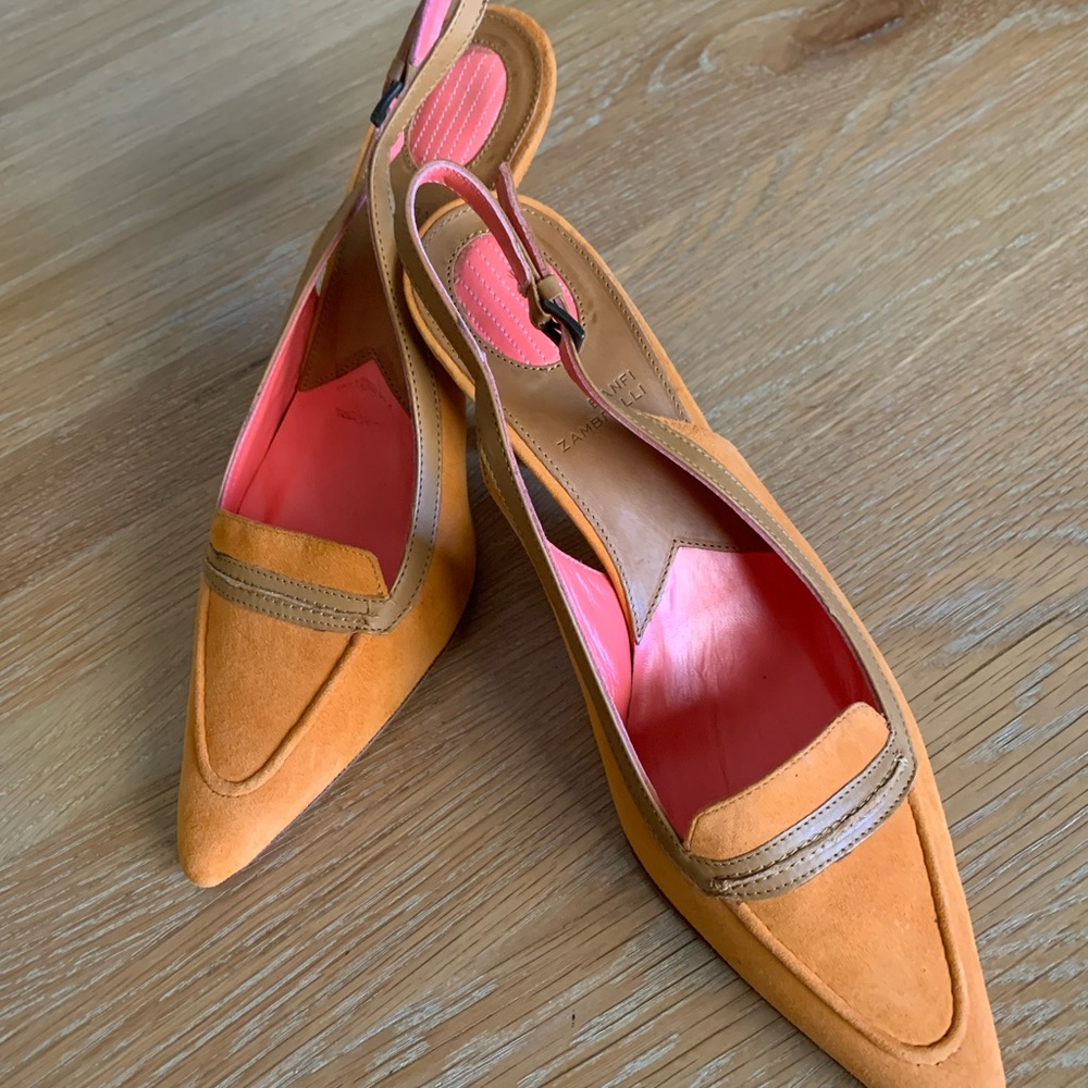 Banfi Zambrelli Suede Pumps